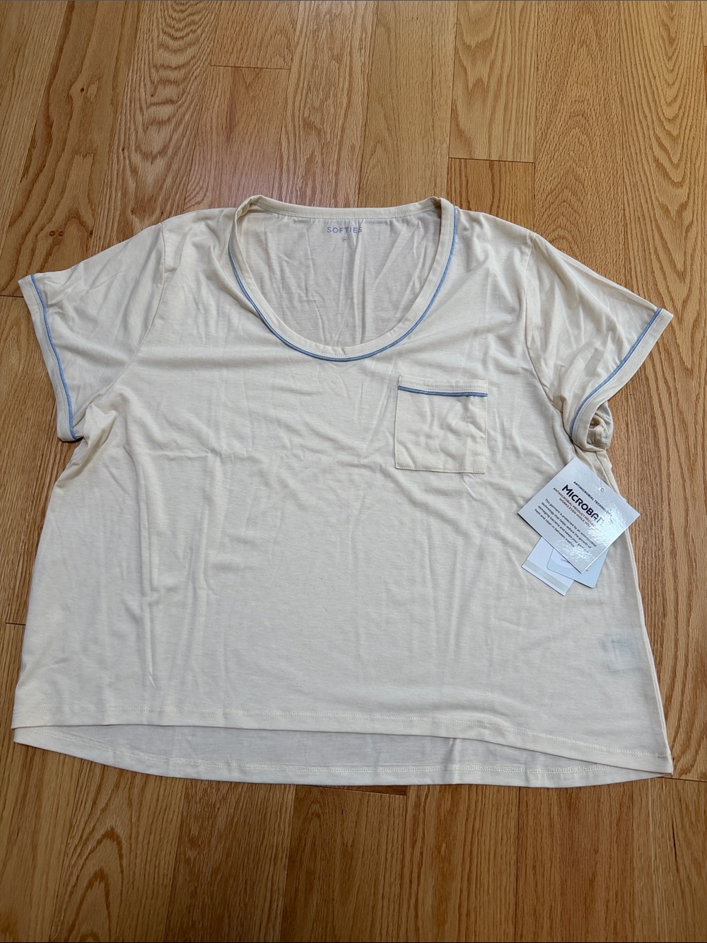 New! Softies 2X scoop neck pj top in buttercream with colored trim.